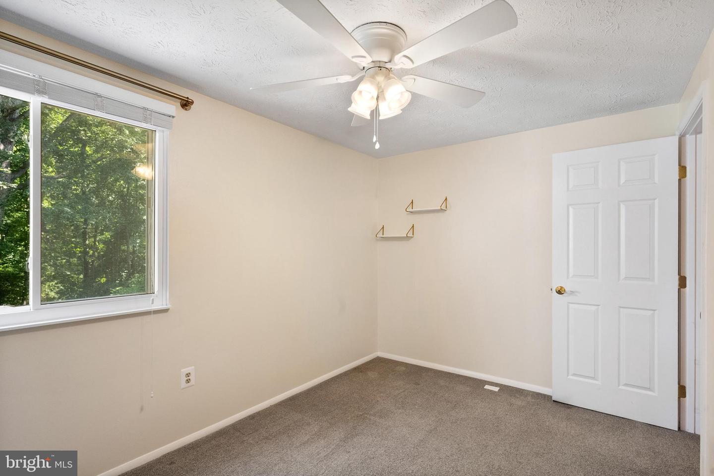 13626 FOREST POND CT, CENTREVILLE, Virginia 20121, 2 Bedrooms Bedrooms, ,1 BathroomBathrooms,Residential,For sale,13626 FOREST POND CT,VAFX2254326 MLS # VAFX2254326