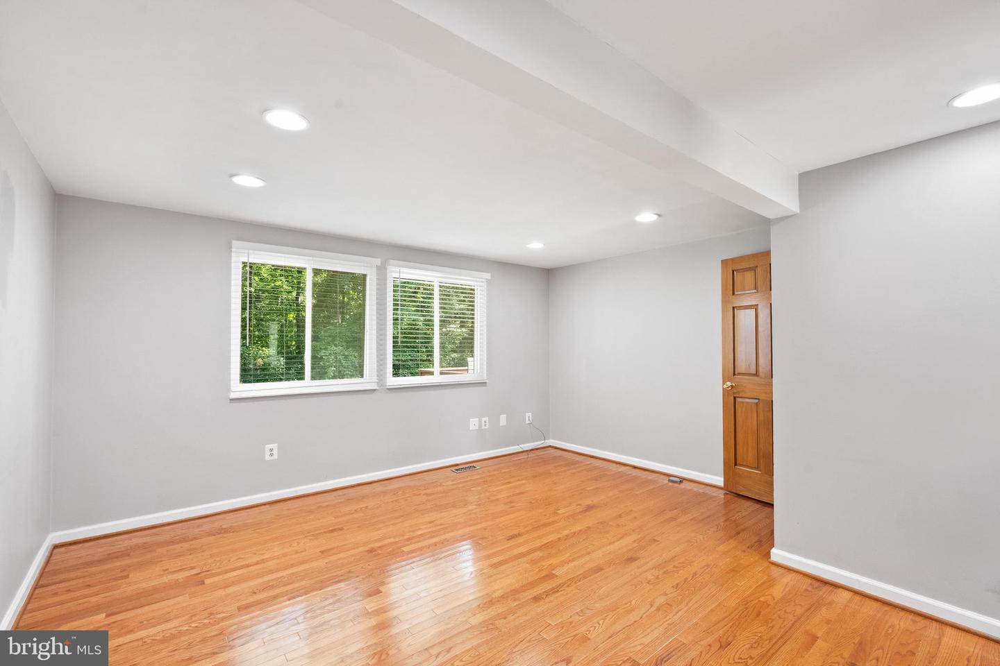 13626 FOREST POND CT, CENTREVILLE, Virginia 20121, 2 Bedrooms Bedrooms, ,1 BathroomBathrooms,Residential,For sale,13626 FOREST POND CT,VAFX2254326 MLS # VAFX2254326