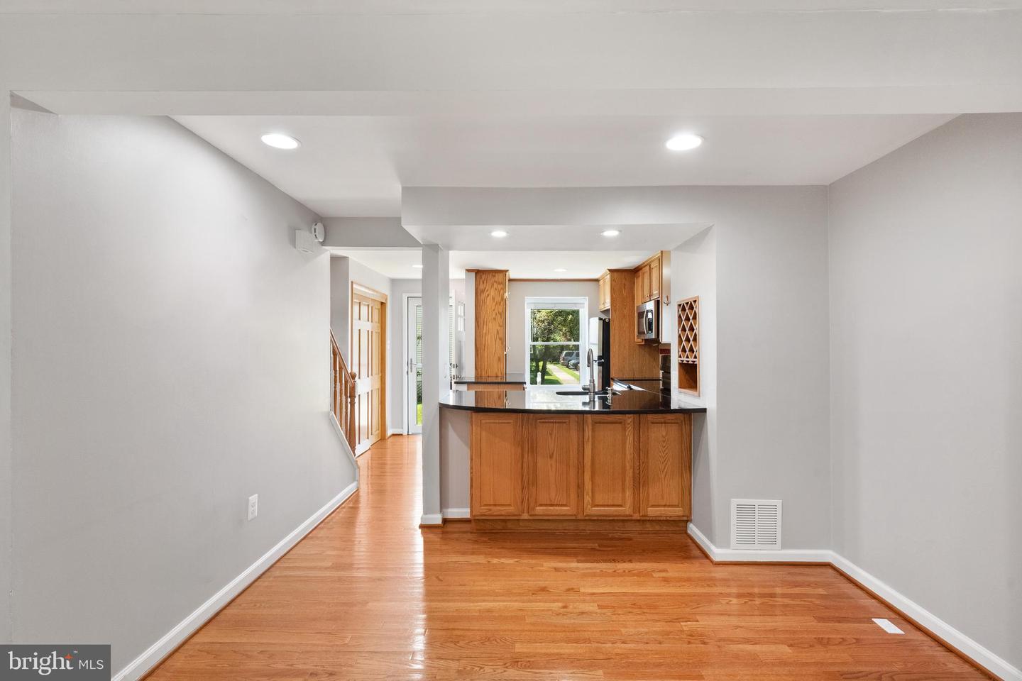 13626 FOREST POND CT, CENTREVILLE, Virginia 20121, 2 Bedrooms Bedrooms, ,1 BathroomBathrooms,Residential,For sale,13626 FOREST POND CT,VAFX2254326 MLS # VAFX2254326
