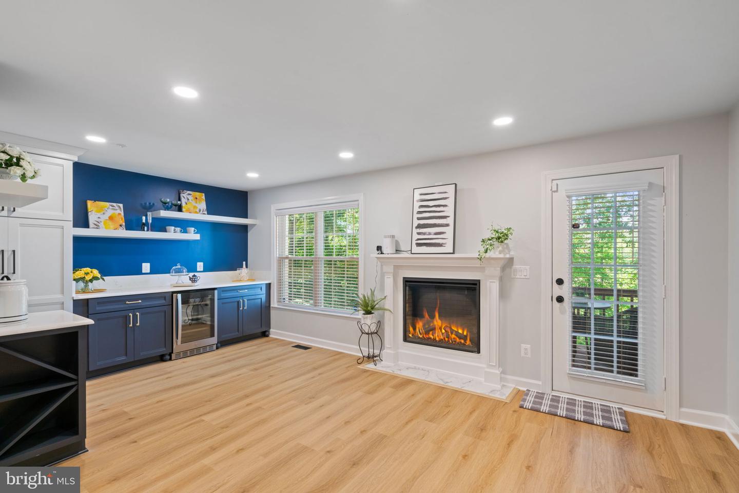 11494 CORINTHIA CT, WOODBRIDGE, Virginia 22192, 2 Bedrooms Bedrooms, ,2 BathroomsBathrooms,Residential,For sale,11494 CORINTHIA CT,VAPW2098824 MLS # VAPW2098824