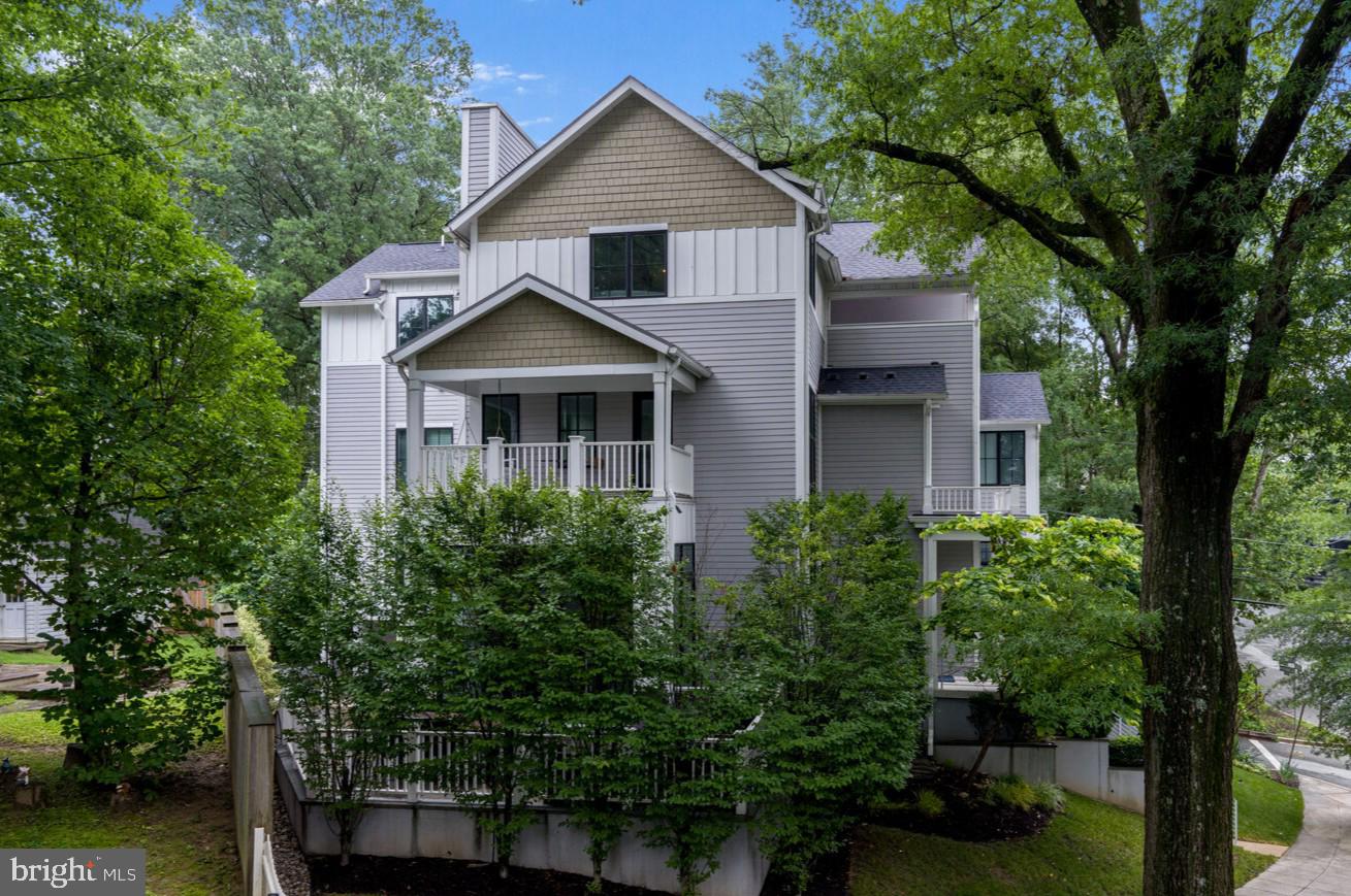 4964 ESKRIDGE TER NW, WASHINGTON, District Of Columbia 20016, 9 Bedrooms Bedrooms, ,7 BathroomsBathrooms,Residential,For sale,4964 ESKRIDGE TER NW,DCDC2209950 MLS # DCDC2209950