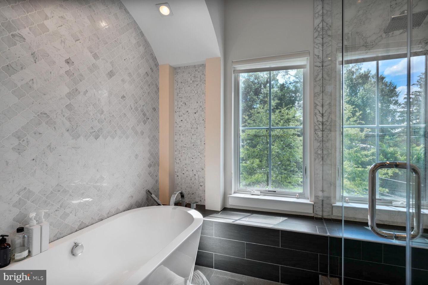4964 ESKRIDGE TER NW, WASHINGTON, District Of Columbia 20016, 9 Bedrooms Bedrooms, ,7 BathroomsBathrooms,Residential,For sale,4964 ESKRIDGE TER NW,DCDC2209950 MLS # DCDC2209950