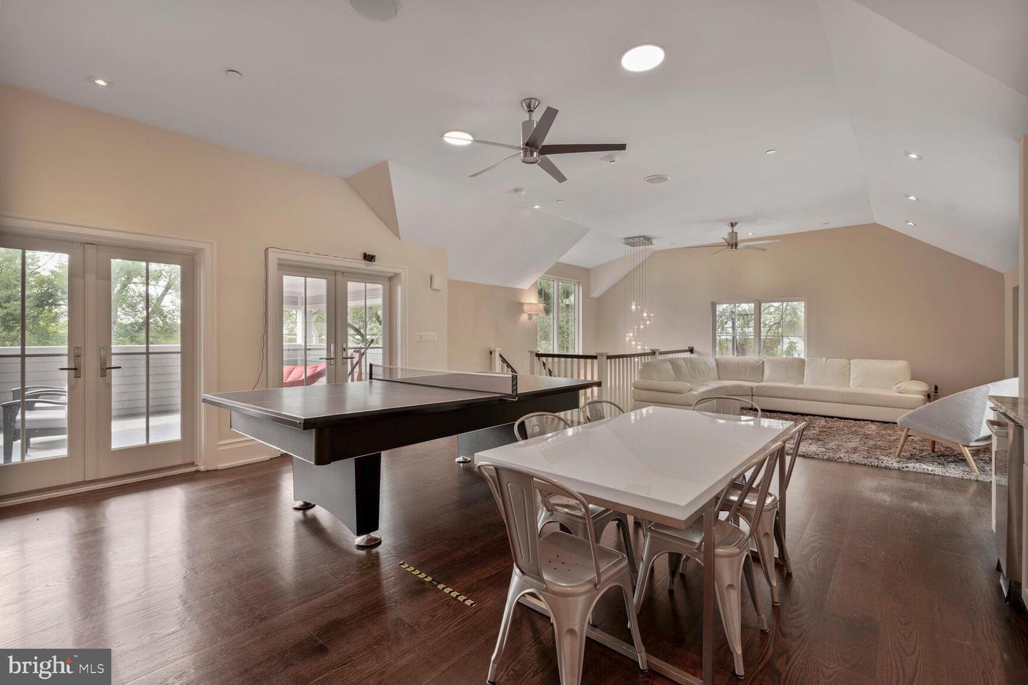 4964 ESKRIDGE TER NW, WASHINGTON, District Of Columbia 20016, 9 Bedrooms Bedrooms, ,7 BathroomsBathrooms,Residential,For sale,4964 ESKRIDGE TER NW,DCDC2209950 MLS # DCDC2209950
