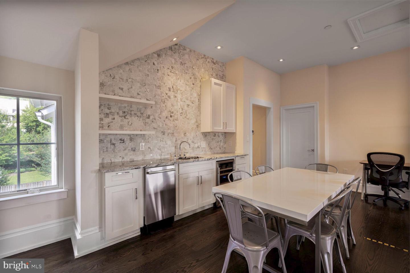4964 ESKRIDGE TER NW, WASHINGTON, District Of Columbia 20016, 9 Bedrooms Bedrooms, ,7 BathroomsBathrooms,Residential,For sale,4964 ESKRIDGE TER NW,DCDC2209950 MLS # DCDC2209950