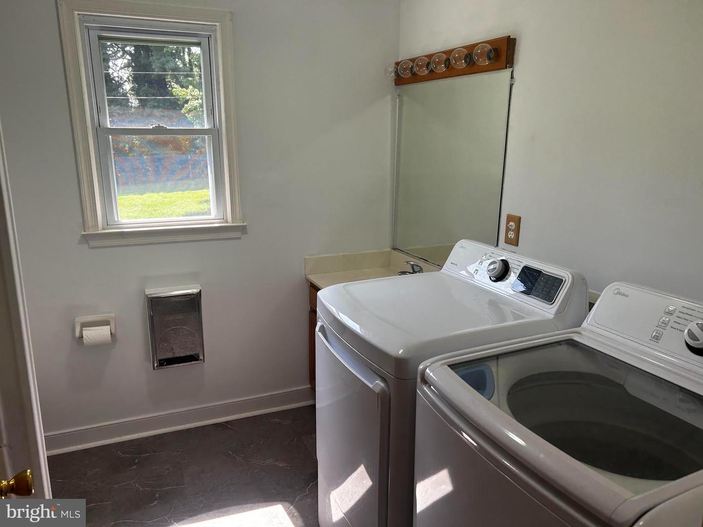13018 OLD GORDONSVILLE RD, ORANGE, Virginia 22960, 3 Bedrooms Bedrooms, ,1 BathroomBathrooms,Residential,For sale,13018 OLD GORDONSVILLE RD,VAOR2010192 MLS # VAOR2010192