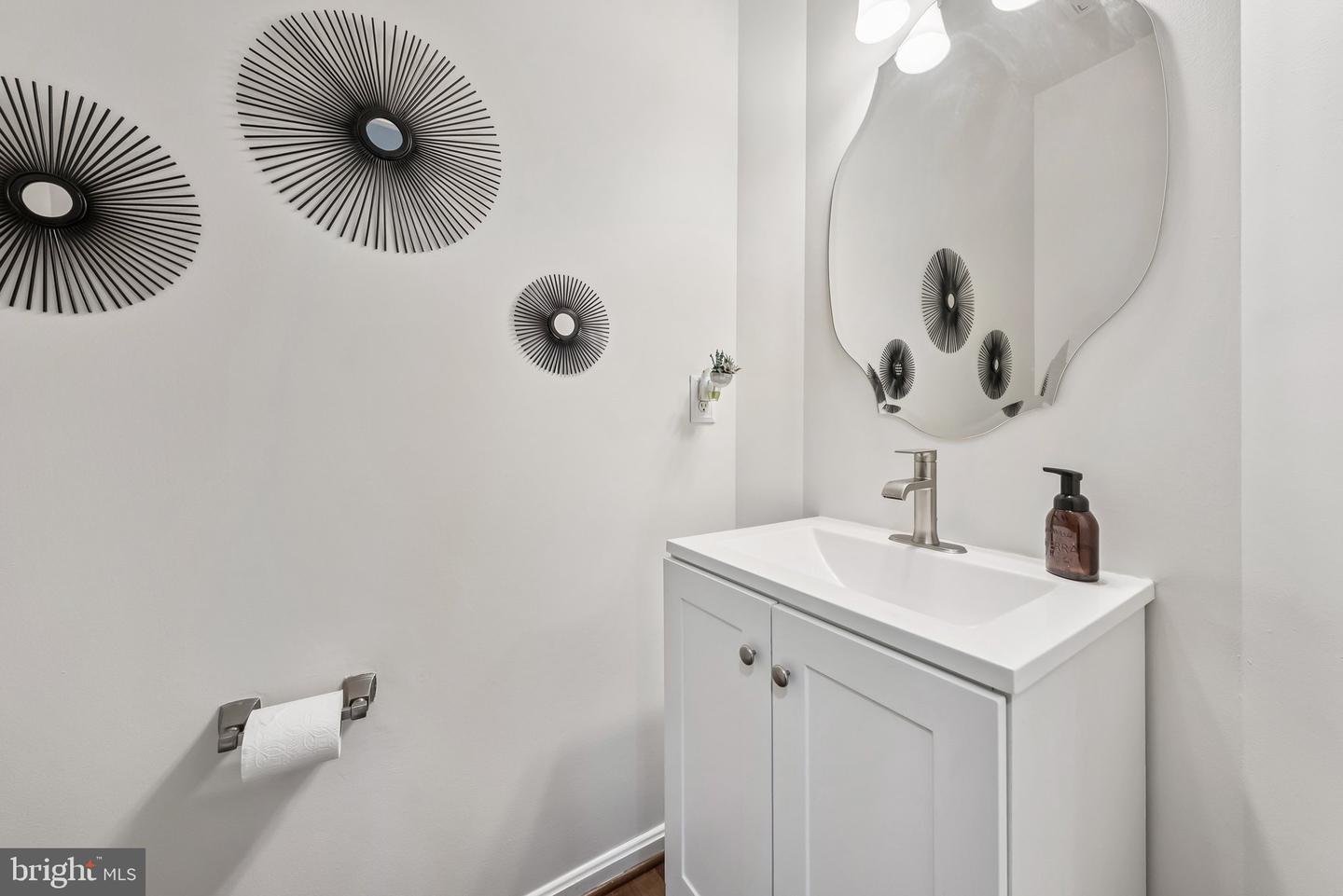 20977 CALAIS TER, ASHBURN, Virginia 20147, 3 Bedrooms Bedrooms, ,3 BathroomsBathrooms,Residential,For sale,20977 CALAIS TER,VALO2102036 MLS # VALO2102036