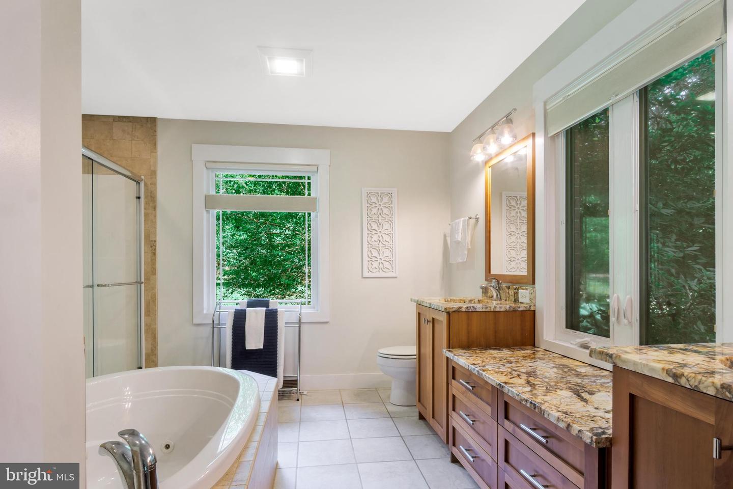 247 E QUEENS DR, WILLIAMSBURG, Virginia 23185, 3 Bedrooms Bedrooms, ,2 BathroomsBathrooms,Residential,For sale,247 E QUEENS DR,VAYV2000094 MLS # VAYV2000094
