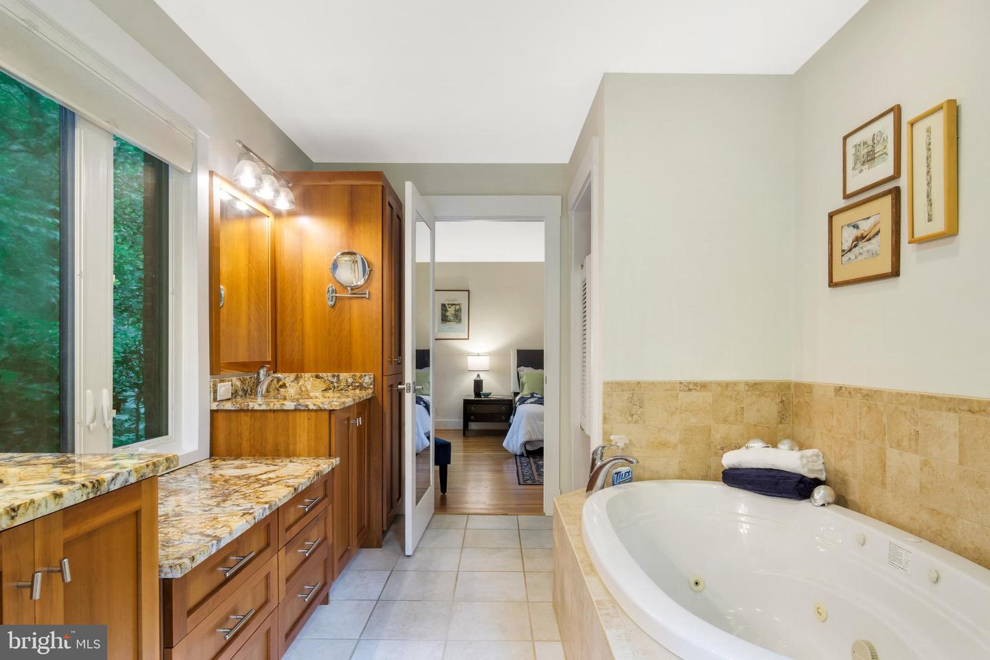 247 E QUEENS DR, WILLIAMSBURG, Virginia 23185, 3 Bedrooms Bedrooms, ,2 BathroomsBathrooms,Residential,For sale,247 E QUEENS DR,VAYV2000094 MLS # VAYV2000094