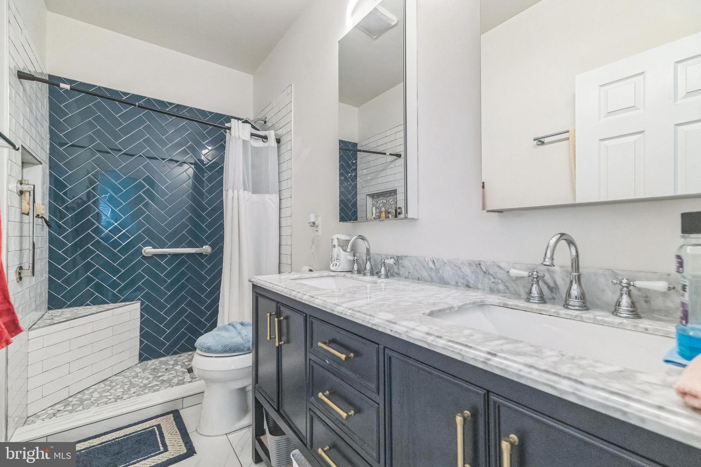 4526 EVANSDALE RD, WOODBRIDGE, Virginia 22193, 4 Bedrooms Bedrooms, ,3 BathroomsBathrooms,Residential,For sale,4526 EVANSDALE RD,VAPW2099306 MLS # VAPW2099306