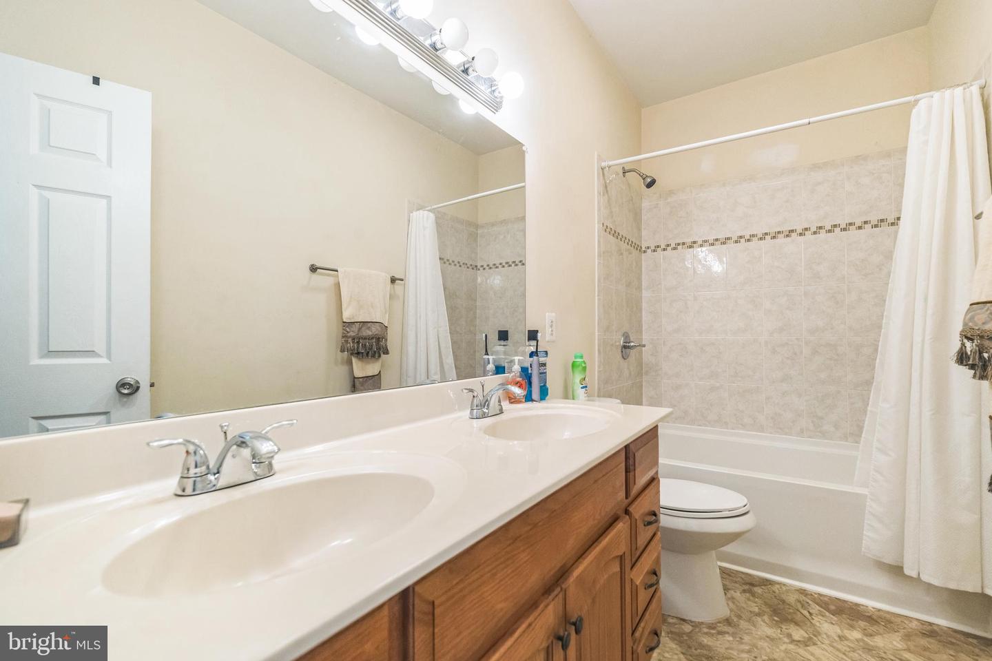 4526 EVANSDALE RD, WOODBRIDGE, Virginia 22193, 4 Bedrooms Bedrooms, ,3 BathroomsBathrooms,Residential,For sale,4526 EVANSDALE RD,VAPW2099306 MLS # VAPW2099306