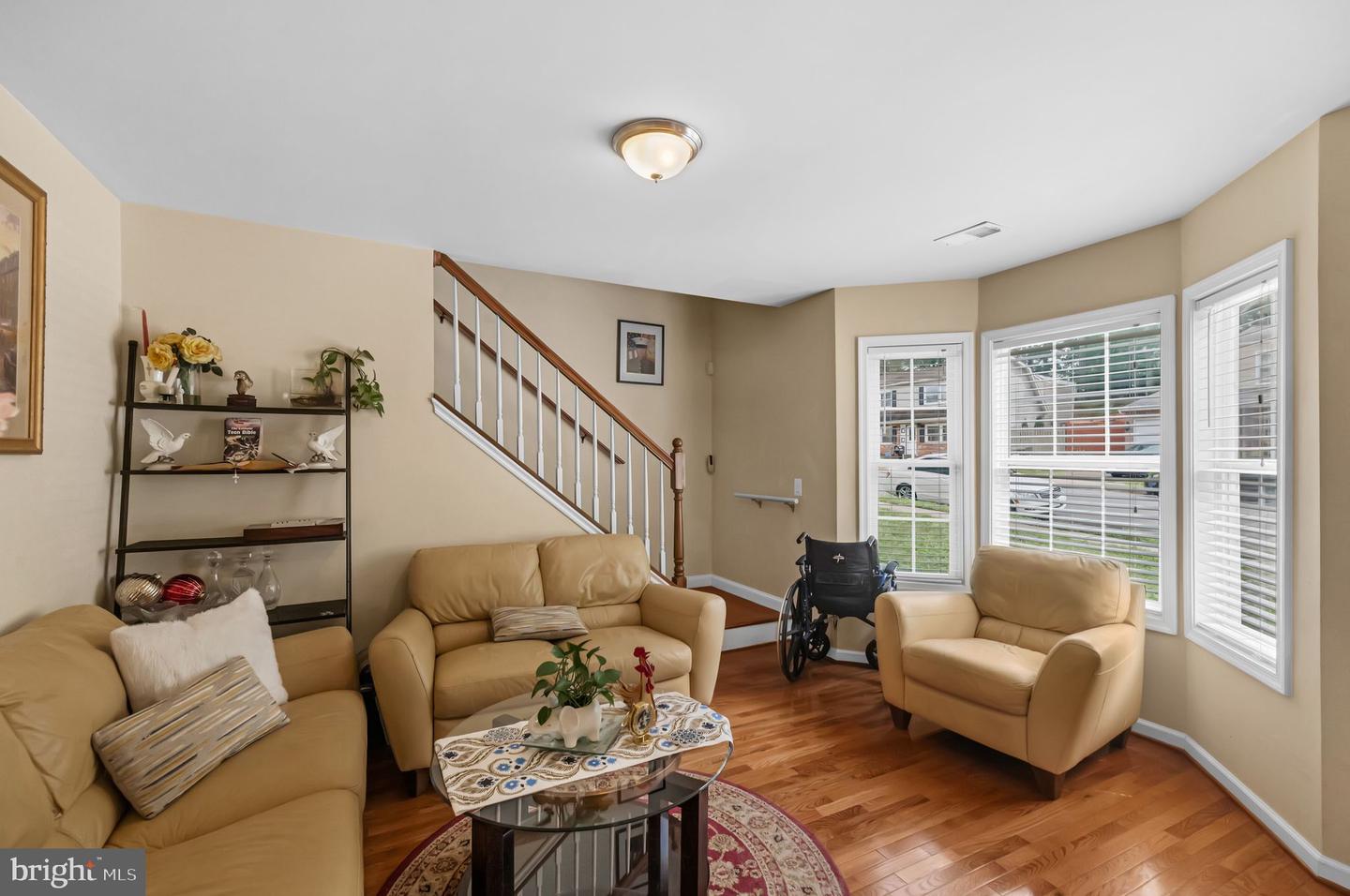 4526 EVANSDALE RD, WOODBRIDGE, Virginia 22193, 4 Bedrooms Bedrooms, ,3 BathroomsBathrooms,Residential,For sale,4526 EVANSDALE RD,VAPW2099306 MLS # VAPW2099306