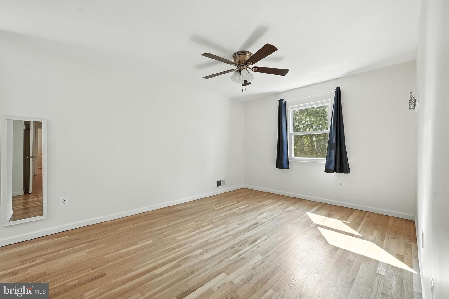 12006 SKIPJACK CT, WOODBRIDGE, Virginia 22192, 5 Bedrooms Bedrooms, ,3 BathroomsBathrooms,Residential,For sale,12006 SKIPJACK CT,VAPW2099334 MLS # VAPW2099334
