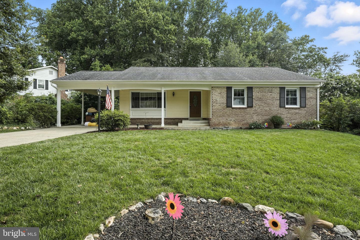 12006 SKIPJACK CT, WOODBRIDGE, Virginia 22192, 5 Bedrooms Bedrooms, ,3 BathroomsBathrooms,Residential,For sale,12006 SKIPJACK CT,VAPW2099334 MLS # VAPW2099334