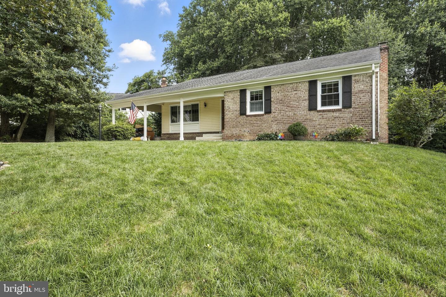 12006 SKIPJACK CT, WOODBRIDGE, Virginia 22192, 5 Bedrooms Bedrooms, ,3 BathroomsBathrooms,Residential,For sale,12006 SKIPJACK CT,VAPW2099334 MLS # VAPW2099334