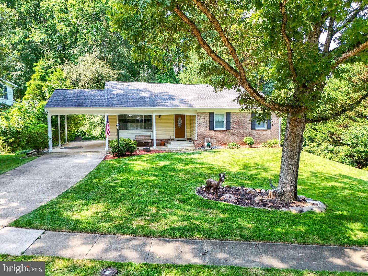 12006 SKIPJACK CT, WOODBRIDGE, Virginia 22192, 5 Bedrooms Bedrooms, ,3 BathroomsBathrooms,Residential,For sale,12006 SKIPJACK CT,VAPW2099334 MLS # VAPW2099334