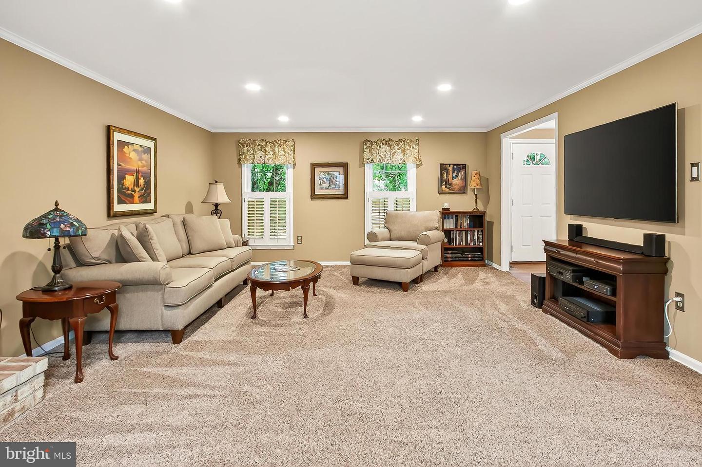 12195 QUEENS BRIGADE DR, FAIRFAX, Virginia 22030, 4 Bedrooms Bedrooms, ,2 BathroomsBathrooms,Residential,For sale,12195 QUEENS BRIGADE DR,VAFX2255872 MLS # VAFX2255872