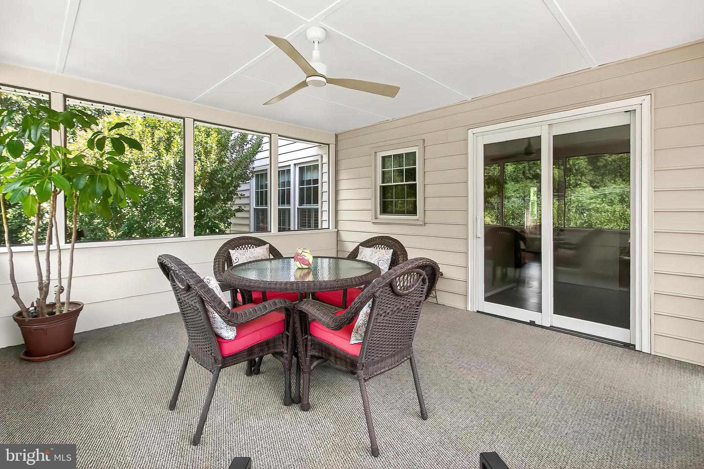 12195 QUEENS BRIGADE DR, FAIRFAX, Virginia 22030, 4 Bedrooms Bedrooms, ,2 BathroomsBathrooms,Residential,For sale,12195 QUEENS BRIGADE DR,VAFX2255872 MLS # VAFX2255872