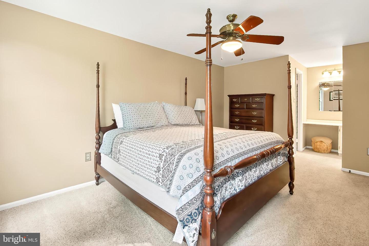 12195 QUEENS BRIGADE DR, FAIRFAX, Virginia 22030, 4 Bedrooms Bedrooms, ,2 BathroomsBathrooms,Residential,For sale,12195 QUEENS BRIGADE DR,VAFX2255872 MLS # VAFX2255872