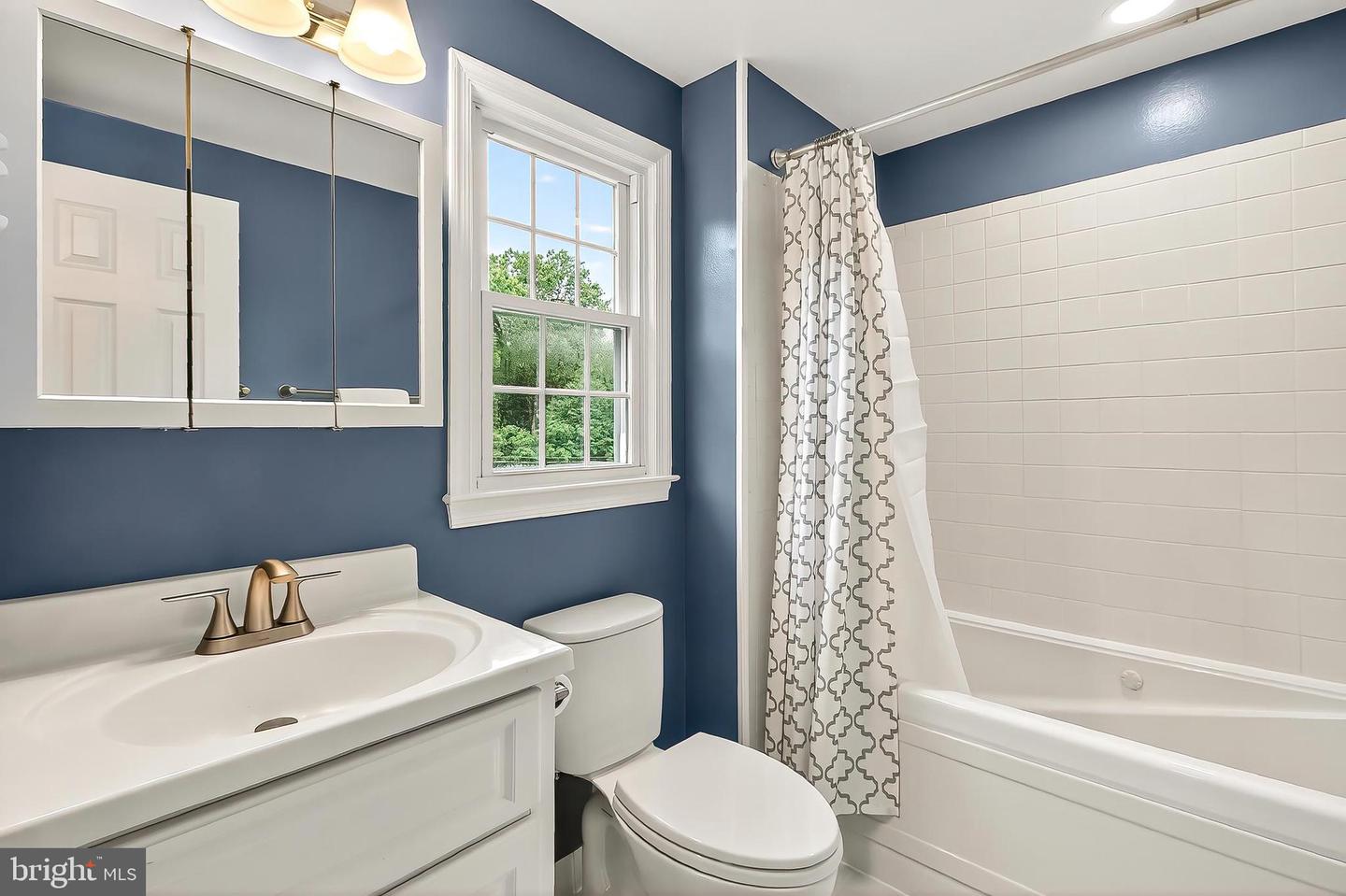 12195 QUEENS BRIGADE DR, FAIRFAX, Virginia 22030, 4 Bedrooms Bedrooms, ,2 BathroomsBathrooms,Residential,For sale,12195 QUEENS BRIGADE DR,VAFX2255872 MLS # VAFX2255872