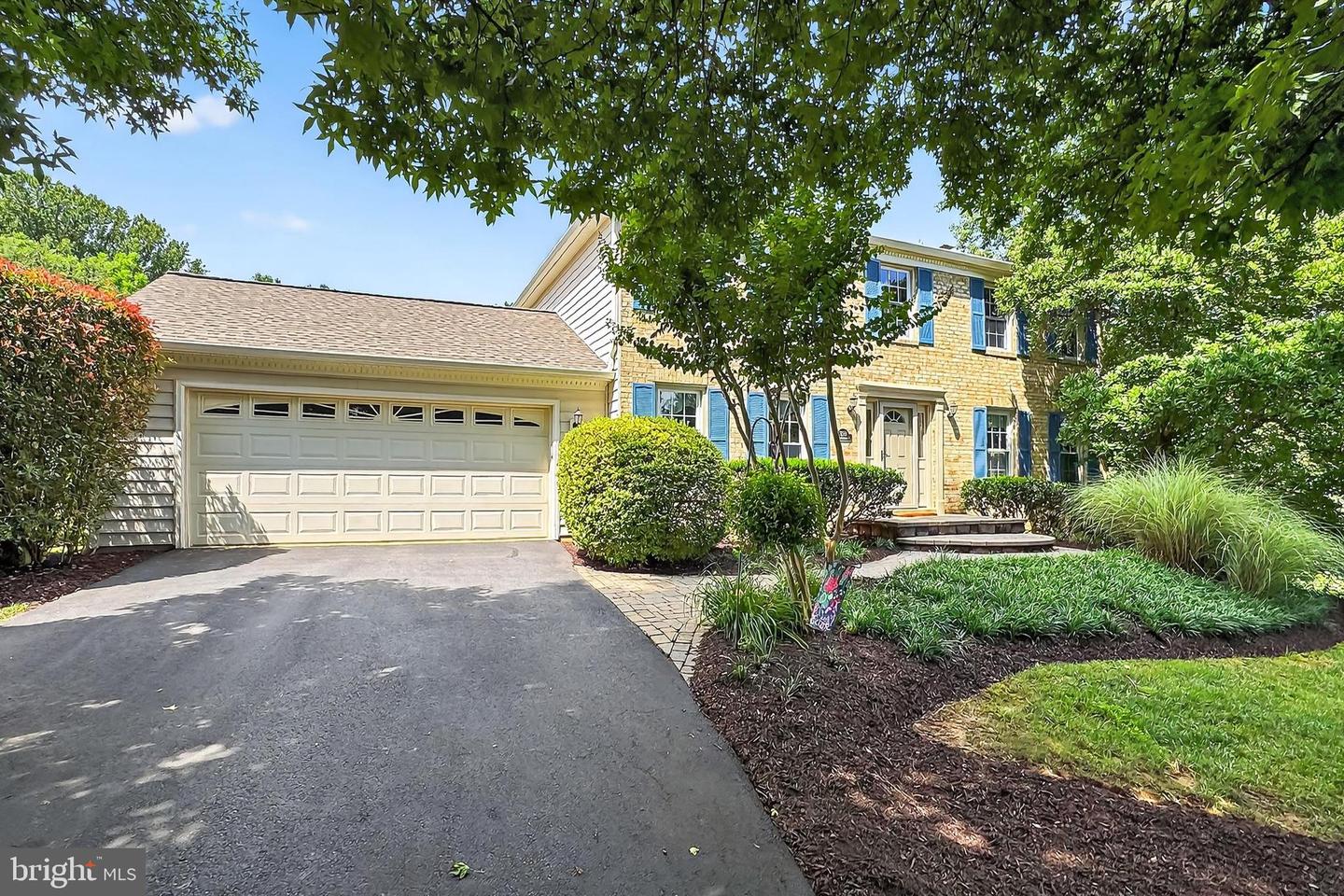 12195 QUEENS BRIGADE DR, FAIRFAX, Virginia 22030, 4 Bedrooms Bedrooms, ,2 BathroomsBathrooms,Residential,For sale,12195 QUEENS BRIGADE DR,VAFX2255872 MLS # VAFX2255872