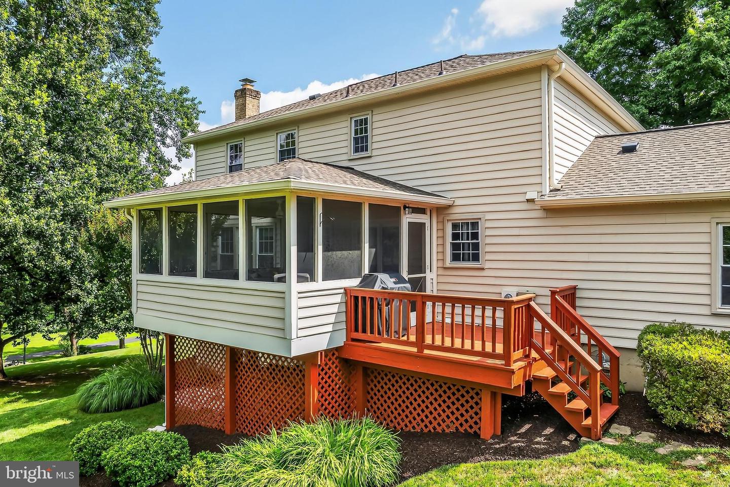 12195 QUEENS BRIGADE DR, FAIRFAX, Virginia 22030, 4 Bedrooms Bedrooms, ,2 BathroomsBathrooms,Residential,For sale,12195 QUEENS BRIGADE DR,VAFX2255872 MLS # VAFX2255872