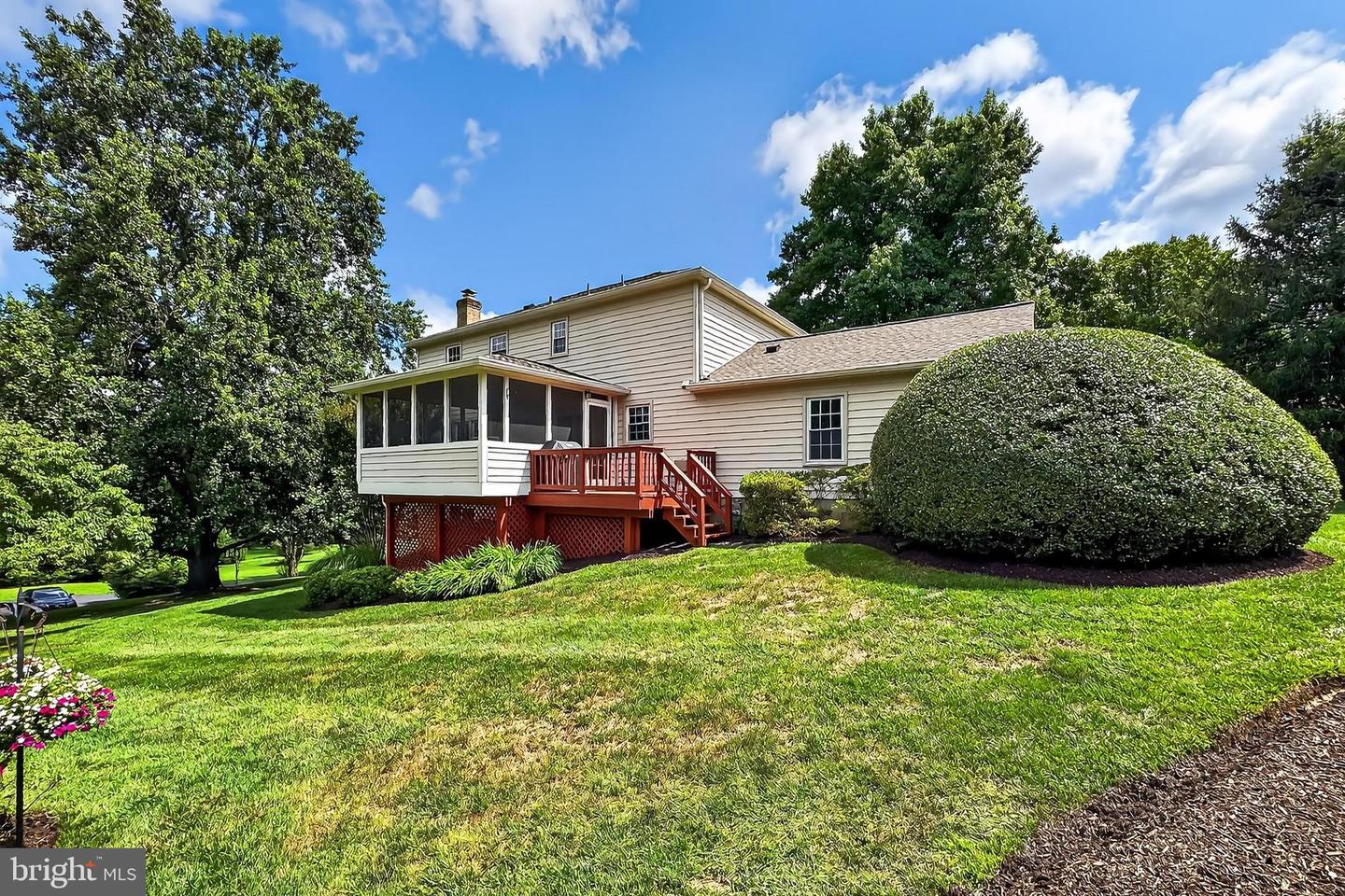 12195 QUEENS BRIGADE DR, FAIRFAX, Virginia 22030, 4 Bedrooms Bedrooms, ,2 BathroomsBathrooms,Residential,For sale,12195 QUEENS BRIGADE DR,VAFX2255872 MLS # VAFX2255872