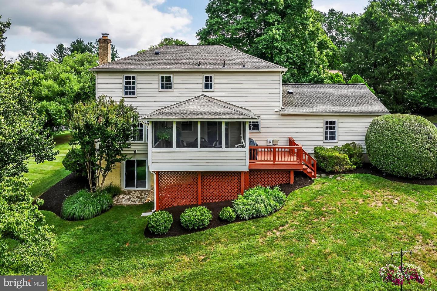12195 QUEENS BRIGADE DR, FAIRFAX, Virginia 22030, 4 Bedrooms Bedrooms, ,2 BathroomsBathrooms,Residential,For sale,12195 QUEENS BRIGADE DR,VAFX2255872 MLS # VAFX2255872