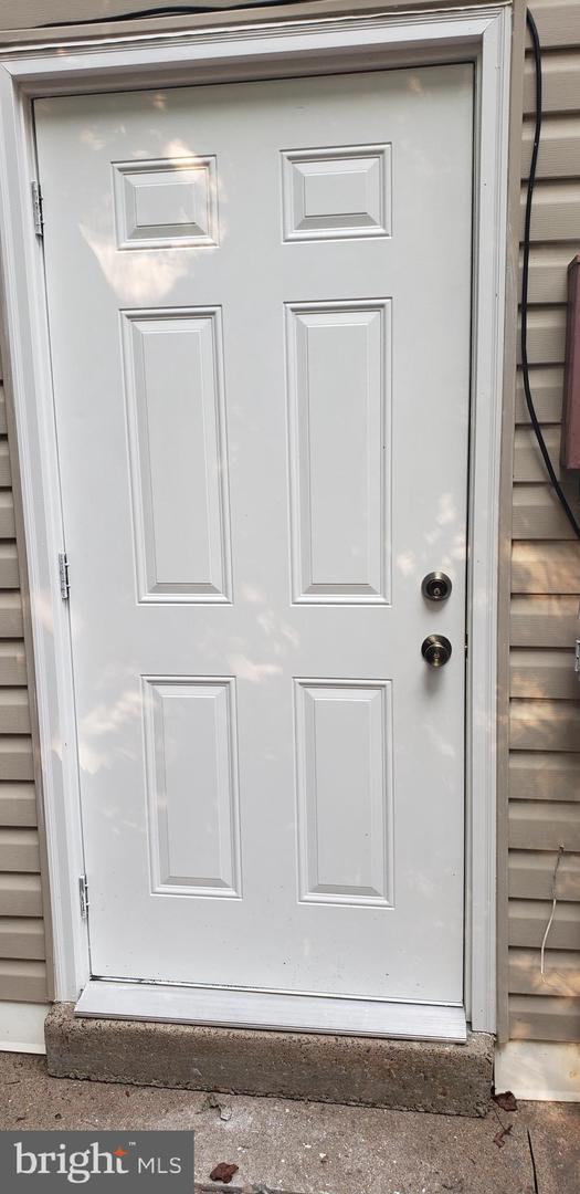 714 DENTON CIR, FREDERICKSBURG, Virginia 22401, 2 Bedrooms Bedrooms, 6 Rooms Rooms,1 BathroomBathrooms,Residential,For sale,714 DENTON CIR,VAFB2008604 MLS # VAFB2008604