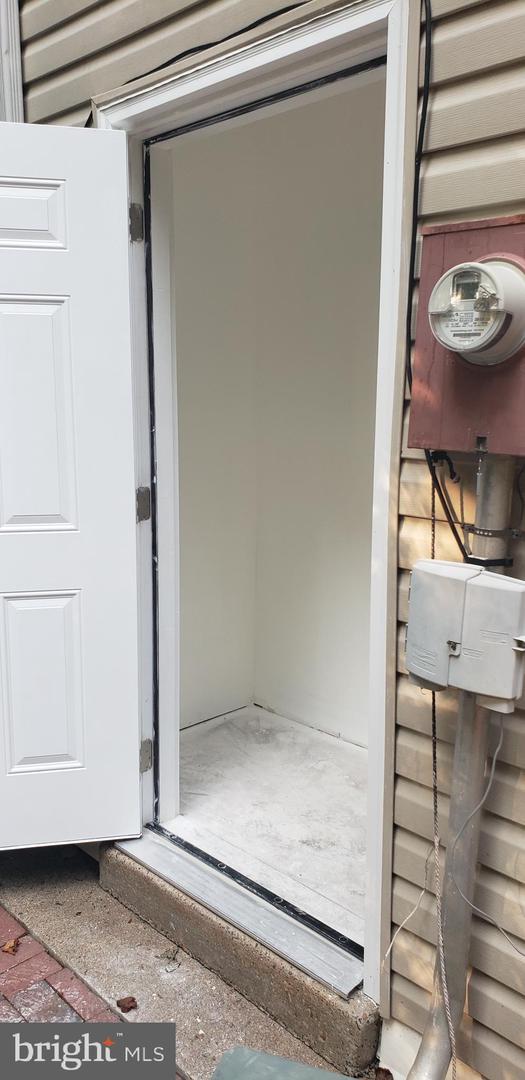 714 DENTON CIR, FREDERICKSBURG, Virginia 22401, 2 Bedrooms Bedrooms, 6 Rooms Rooms,1 BathroomBathrooms,Residential,For sale,714 DENTON CIR,VAFB2008604 MLS # VAFB2008604