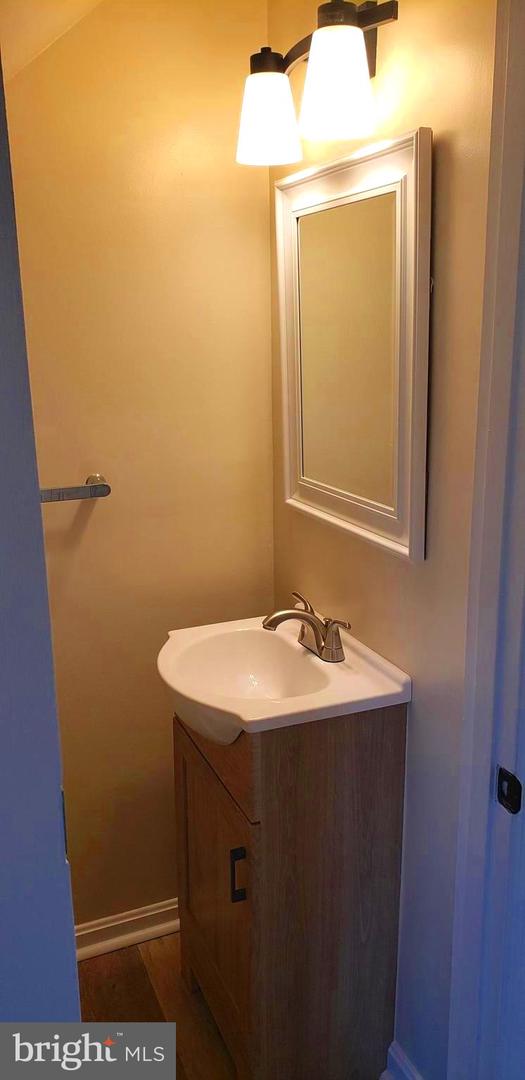 714 DENTON CIR, FREDERICKSBURG, Virginia 22401, 2 Bedrooms Bedrooms, 6 Rooms Rooms,1 BathroomBathrooms,Residential,For sale,714 DENTON CIR,VAFB2008604 MLS # VAFB2008604