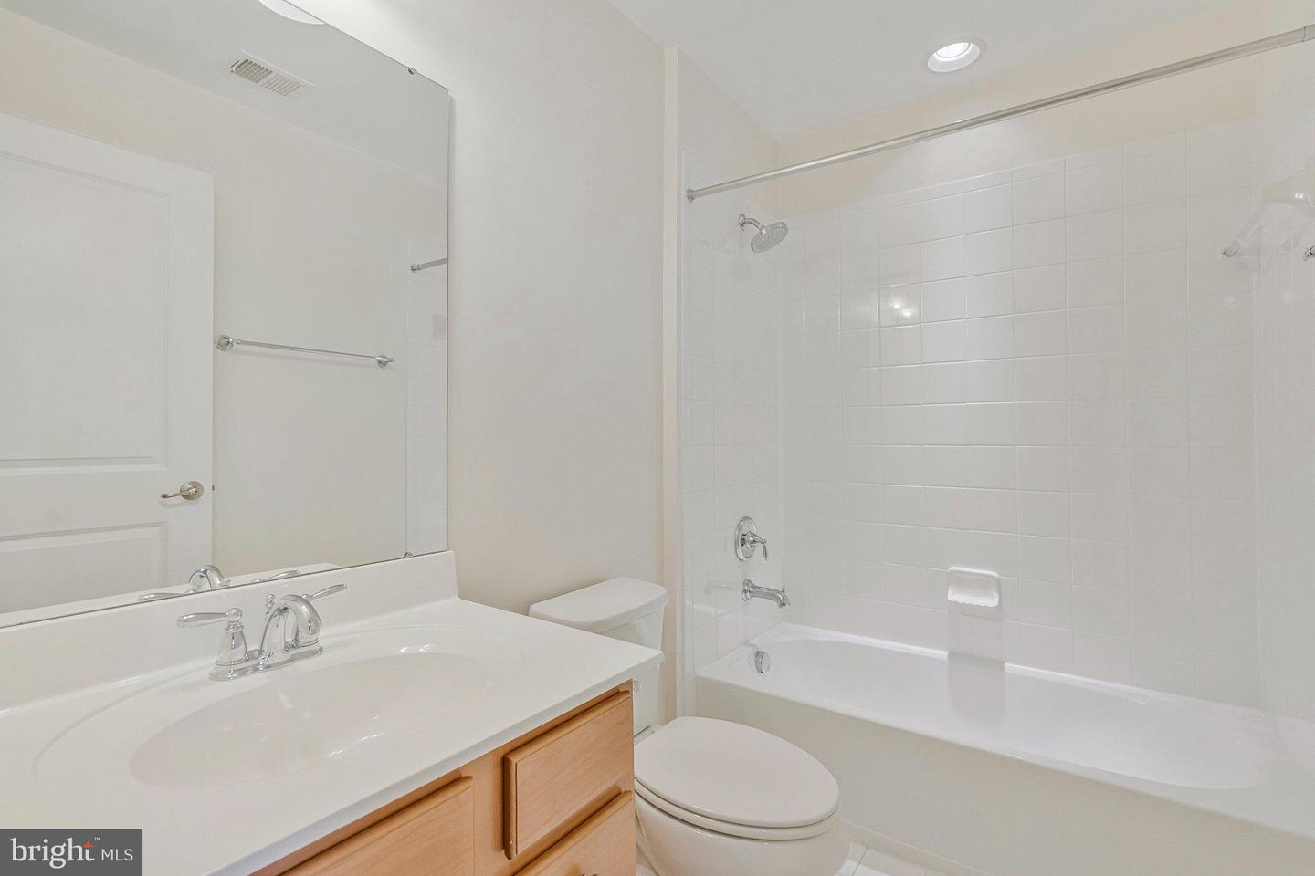 42621 SMOKEY EMBERS TER, STERLING, Virginia 20166, 4 Bedrooms Bedrooms, ,3 BathroomsBathrooms,Residential,For sale,42621 SMOKEY EMBERS TER,VALO2102440 MLS # VALO2102440
