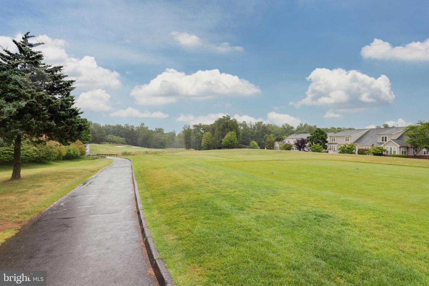 13891 CHELMSFORD DR #201, GAINESVILLE, Virginia 20155, 2 Bedrooms Bedrooms, ,2 BathroomsBathrooms,Residential,For sale,13891 CHELMSFORD DR #201,VAPW2099442 MLS # VAPW2099442