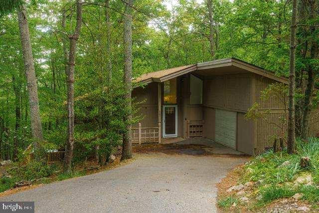 207 VANCOUVER CT, MC GAHEYSVILLE, Virginia 22840, 5 Bedrooms Bedrooms, ,2 BathroomsBathrooms,Residential,For sale,207 VANCOUVER CT,VARO2002446 MLS # VARO2002446