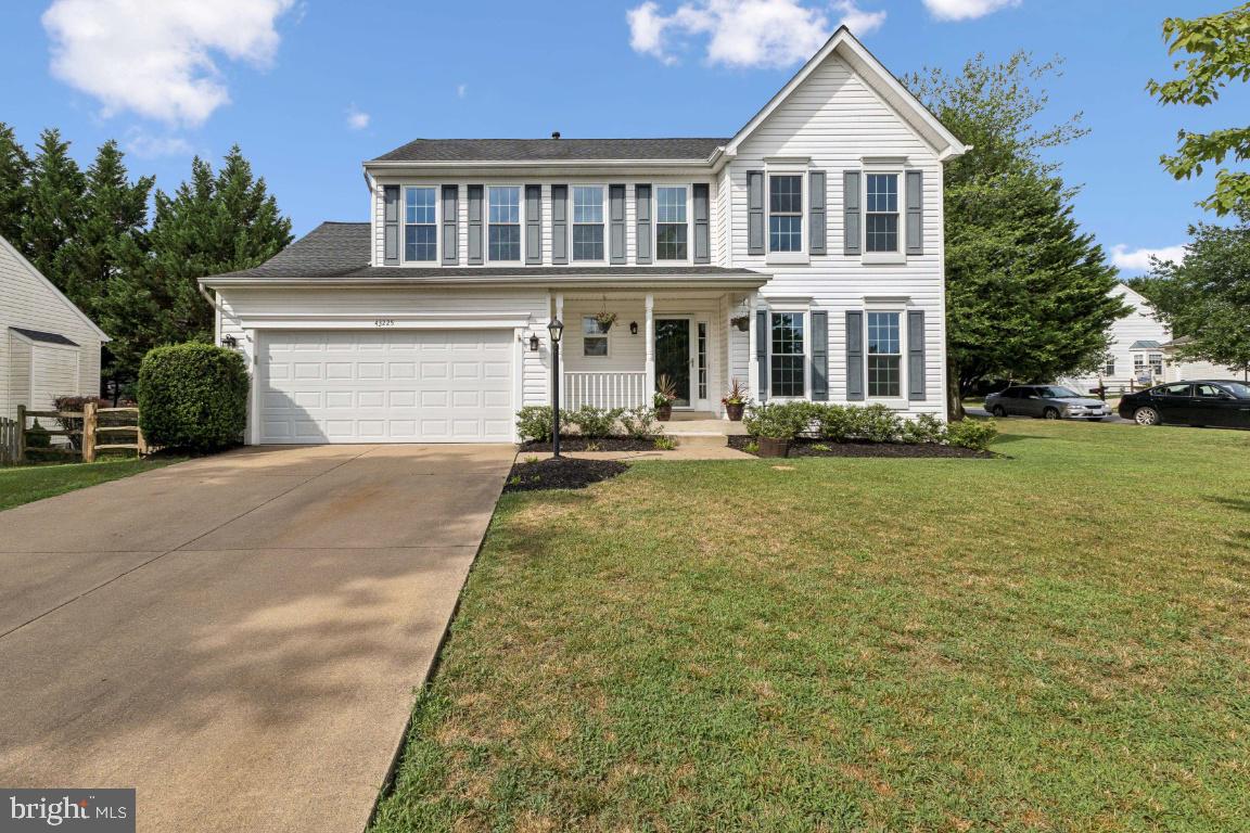 43225 CAVELL CT, LEESBURG, Virginia 20176, 4 Bedrooms Bedrooms, ,2 BathroomsBathrooms,Residential,For sale,43225 CAVELL CT,VALO2102540 MLS # VALO2102540