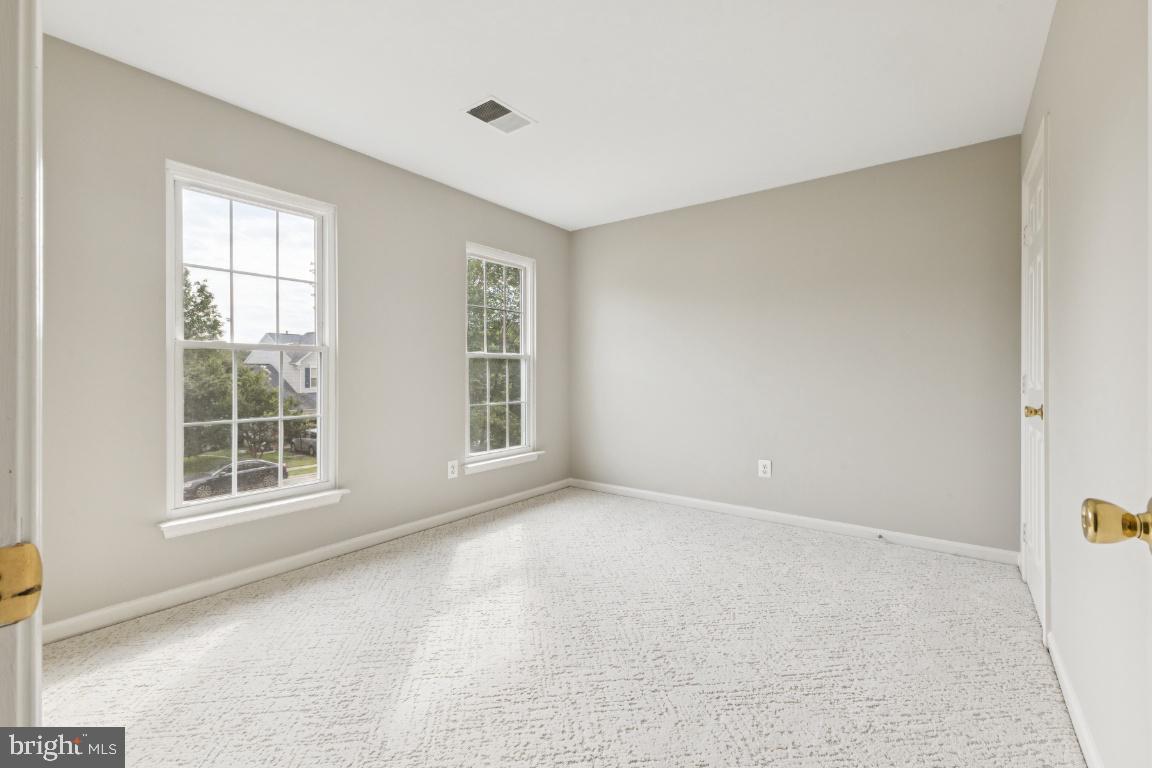 43225 CAVELL CT, LEESBURG, Virginia 20176, 4 Bedrooms Bedrooms, ,2 BathroomsBathrooms,Residential,For sale,43225 CAVELL CT,VALO2102540 MLS # VALO2102540