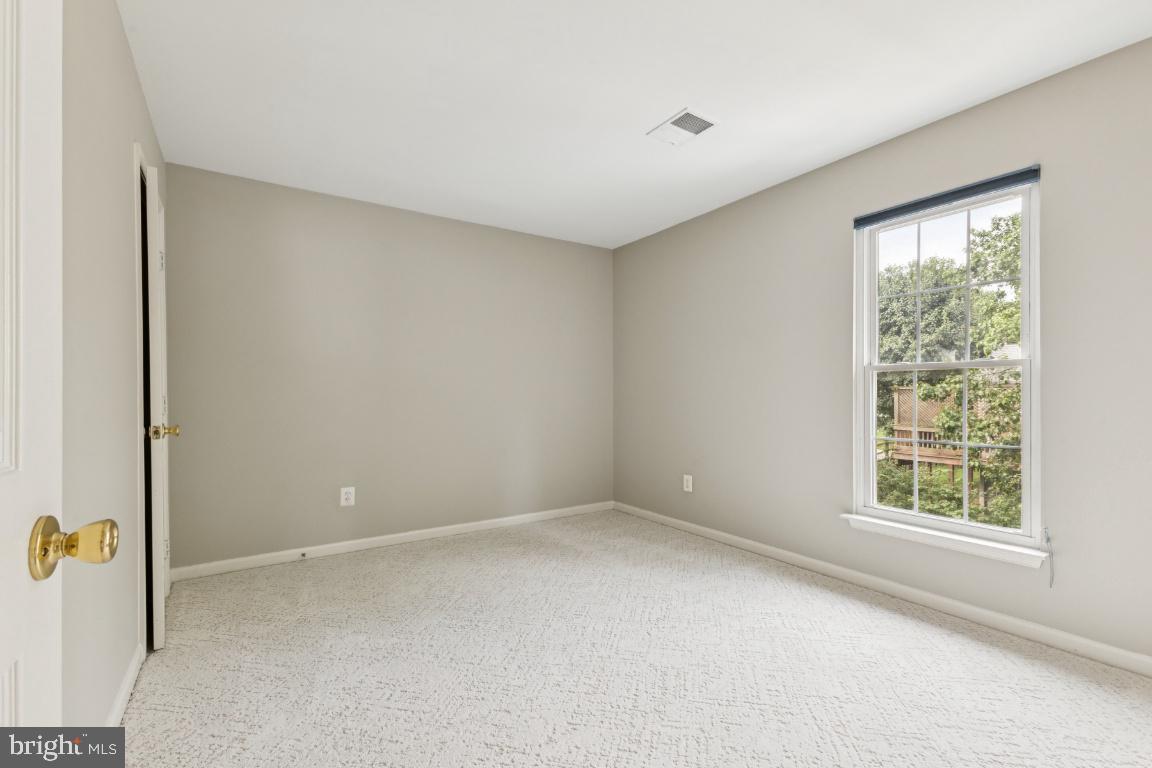 43225 CAVELL CT, LEESBURG, Virginia 20176, 4 Bedrooms Bedrooms, ,2 BathroomsBathrooms,Residential,For sale,43225 CAVELL CT,VALO2102540 MLS # VALO2102540