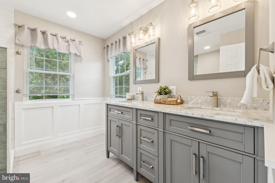 43225 CAVELL CT, LEESBURG, Virginia 20176, 4 Bedrooms Bedrooms, ,2 BathroomsBathrooms,Residential,For sale,43225 CAVELL CT,VALO2102540 MLS # VALO2102540