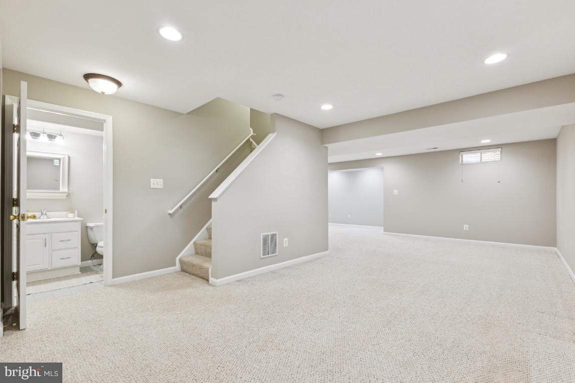 43225 CAVELL CT, LEESBURG, Virginia 20176, 4 Bedrooms Bedrooms, ,2 BathroomsBathrooms,Residential,For sale,43225 CAVELL CT,VALO2102540 MLS # VALO2102540