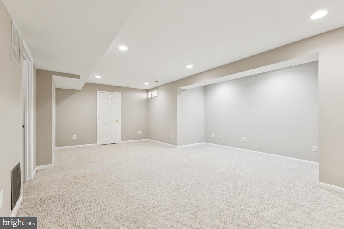 43225 CAVELL CT, LEESBURG, Virginia 20176, 4 Bedrooms Bedrooms, ,2 BathroomsBathrooms,Residential,For sale,43225 CAVELL CT,VALO2102540 MLS # VALO2102540