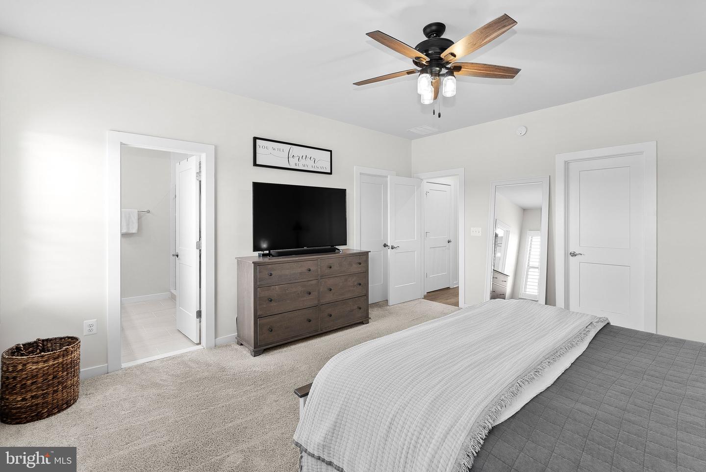 1093 VENIFENA TER SE, LEESBURG, Virginia 20175, 4 Bedrooms Bedrooms, ,3 BathroomsBathrooms,Residential,For sale,1093 VENIFENA TER SE,VALO2102562 MLS # VALO2102562