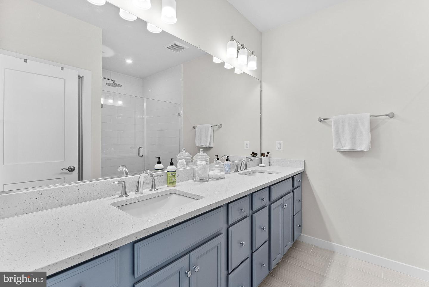 1093 VENIFENA TER SE, LEESBURG, Virginia 20175, 4 Bedrooms Bedrooms, ,3 BathroomsBathrooms,Residential,For sale,1093 VENIFENA TER SE,VALO2102562 MLS # VALO2102562