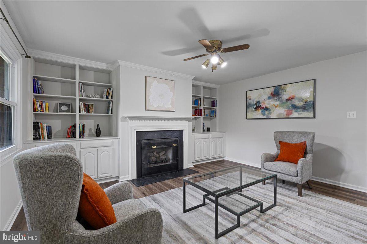 27 RALLYE LN, FREDERICKSBURG, Virginia 22405, 4 Bedrooms Bedrooms, ,2 BathroomsBathrooms,Residential,For sale,27 RALLYE LN,VAST2040940 MLS # VAST2040940