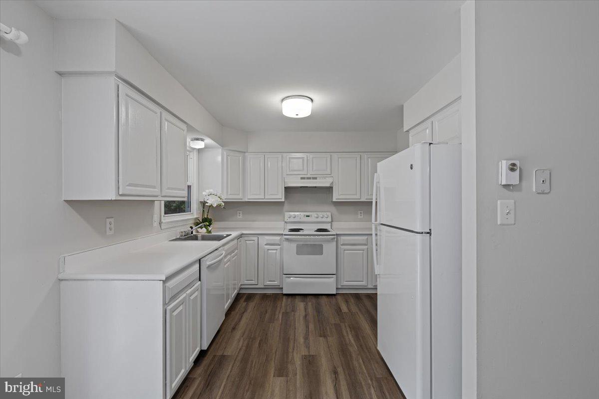 27 RALLYE LN, FREDERICKSBURG, Virginia 22405, 4 Bedrooms Bedrooms, ,2 BathroomsBathrooms,Residential,For sale,27 RALLYE LN,VAST2040940 MLS # VAST2040940