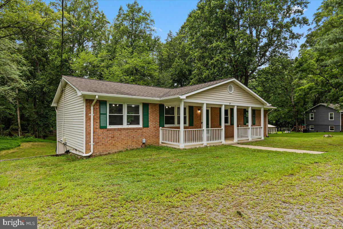27 RALLYE LN, FREDERICKSBURG, Virginia 22405, 4 Bedrooms Bedrooms, ,2 BathroomsBathrooms,Residential,For sale,27 RALLYE LN,VAST2040940 MLS # VAST2040940