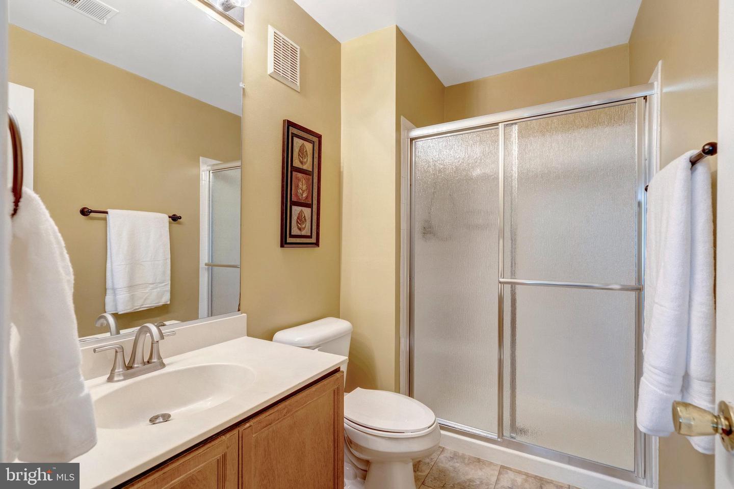 12205 WYE OAK COMMONS CIR, BURKE, Virginia 22015, 3 Bedrooms Bedrooms, ,2 BathroomsBathrooms,Residential,For sale,12205 WYE OAK COMMONS CIR,VAFX2256272 MLS # VAFX2256272