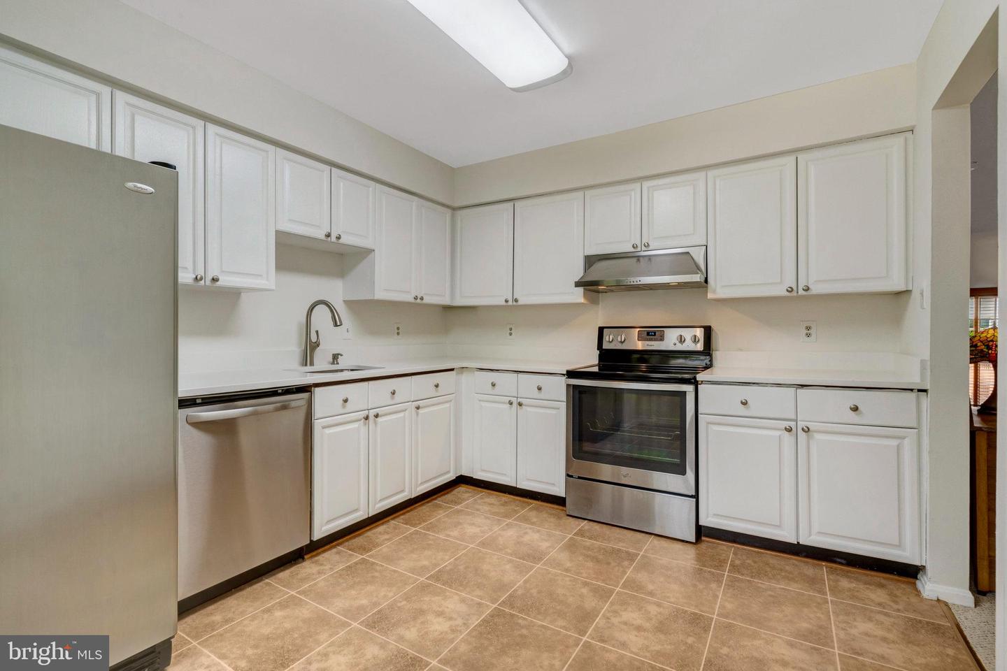 12205 WYE OAK COMMONS CIR, BURKE, Virginia 22015, 3 Bedrooms Bedrooms, ,2 BathroomsBathrooms,Residential,For sale,12205 WYE OAK COMMONS CIR,VAFX2256272 MLS # VAFX2256272