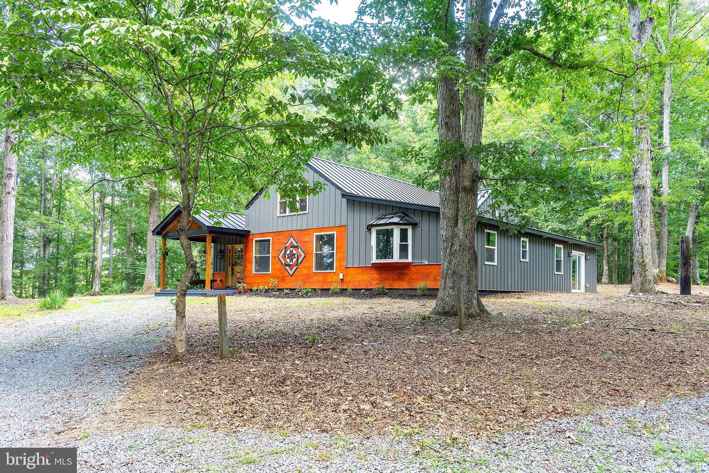 18184 CRAWFORD LN, GORDONSVILLE, Virginia 22942, 4 Bedrooms Bedrooms, ,3 BathroomsBathrooms,Residential,For sale,18184 CRAWFORD LN,VAOR2010236 MLS # VAOR2010236