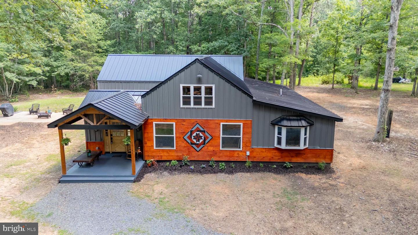 18184 CRAWFORD LN, GORDONSVILLE, Virginia 22942, 4 Bedrooms Bedrooms, ,3 BathroomsBathrooms,Residential,For sale,18184 CRAWFORD LN,VAOR2010236 MLS # VAOR2010236