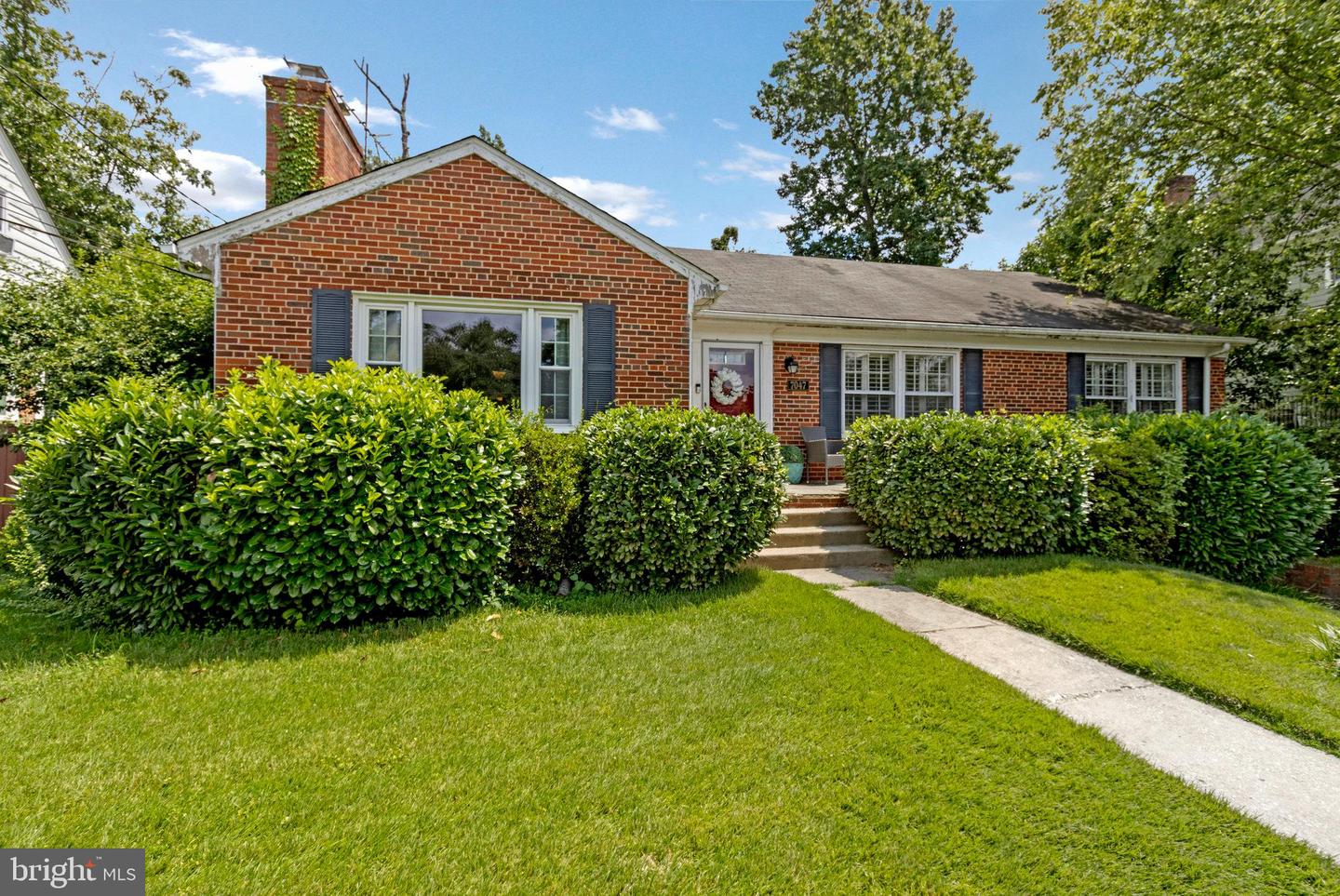 7047 WYNDALE ST NW, WASHINGTON, District Of Columbia 20015, 3 Bedrooms Bedrooms, ,2 BathroomsBathrooms,Residential,For sale,7047 WYNDALE ST NW,DCDC2211066 MLS # DCDC2211066