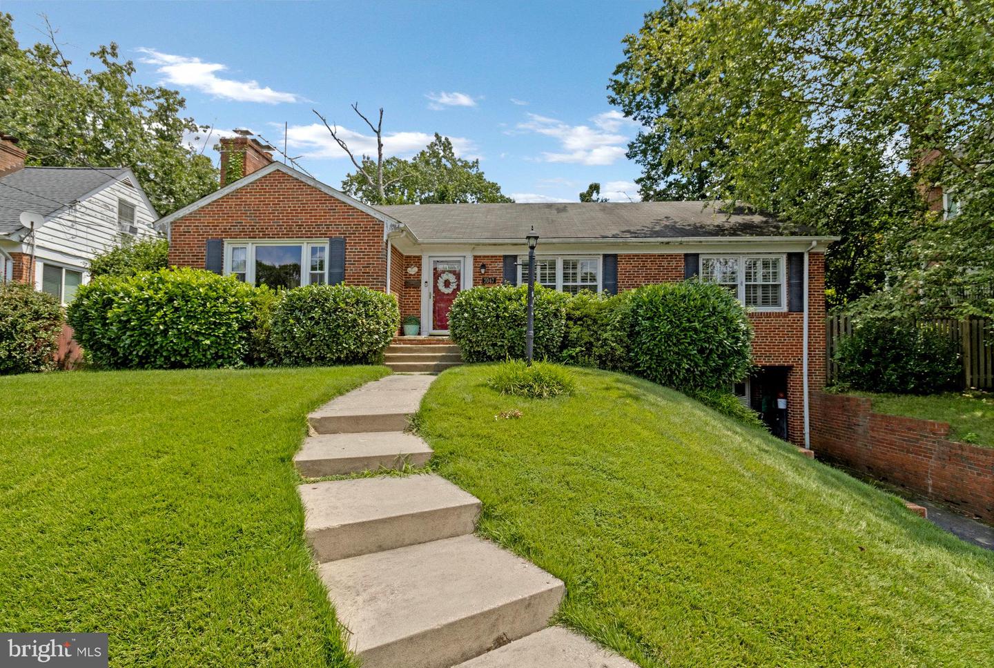 7047 WYNDALE ST NW, WASHINGTON, District Of Columbia 20015, 3 Bedrooms Bedrooms, ,2 BathroomsBathrooms,Residential,For sale,7047 WYNDALE ST NW,DCDC2211066 MLS # DCDC2211066